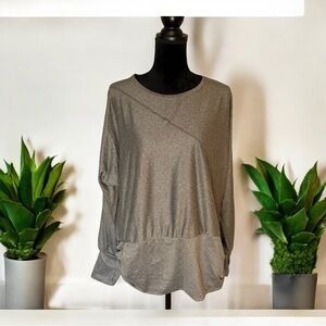 New Tahari Sport Women’s Top